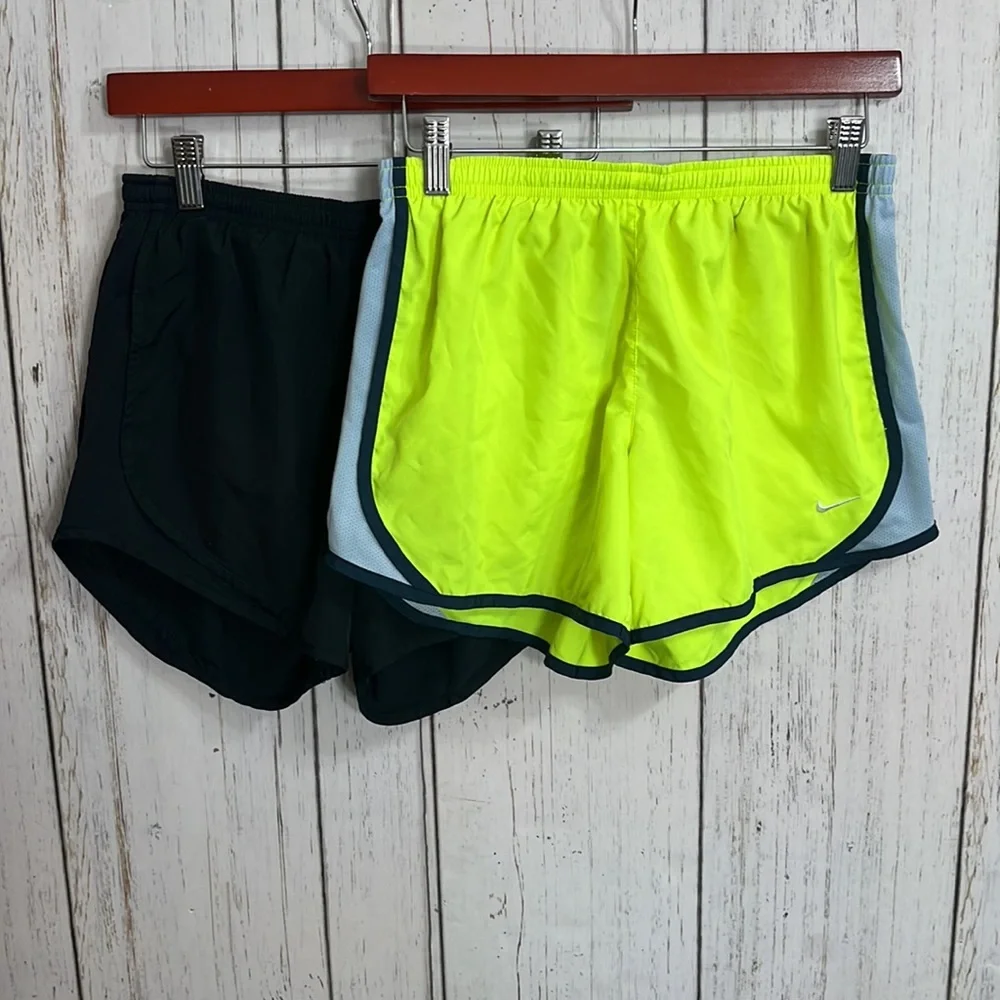 Nike Dri Fit 2 Piece Bundle Running Shorts Black Neon Yellow Size Small
